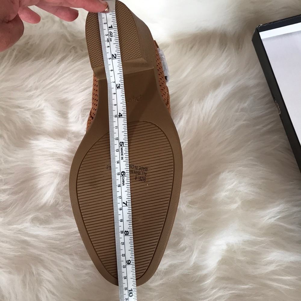 ✅ ⭐️FINAL PRICE DEDUCTION⭐️ Tan Bootie - Picture 7 of 8